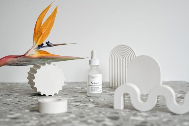 Seks analny bezbolesny: Jak uniknąć dyskomfortu 1 Photo Lubricant bottle